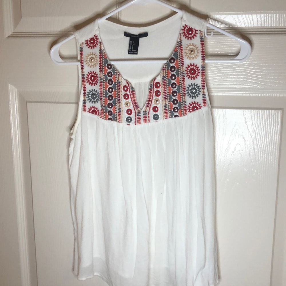 Flowy Tank